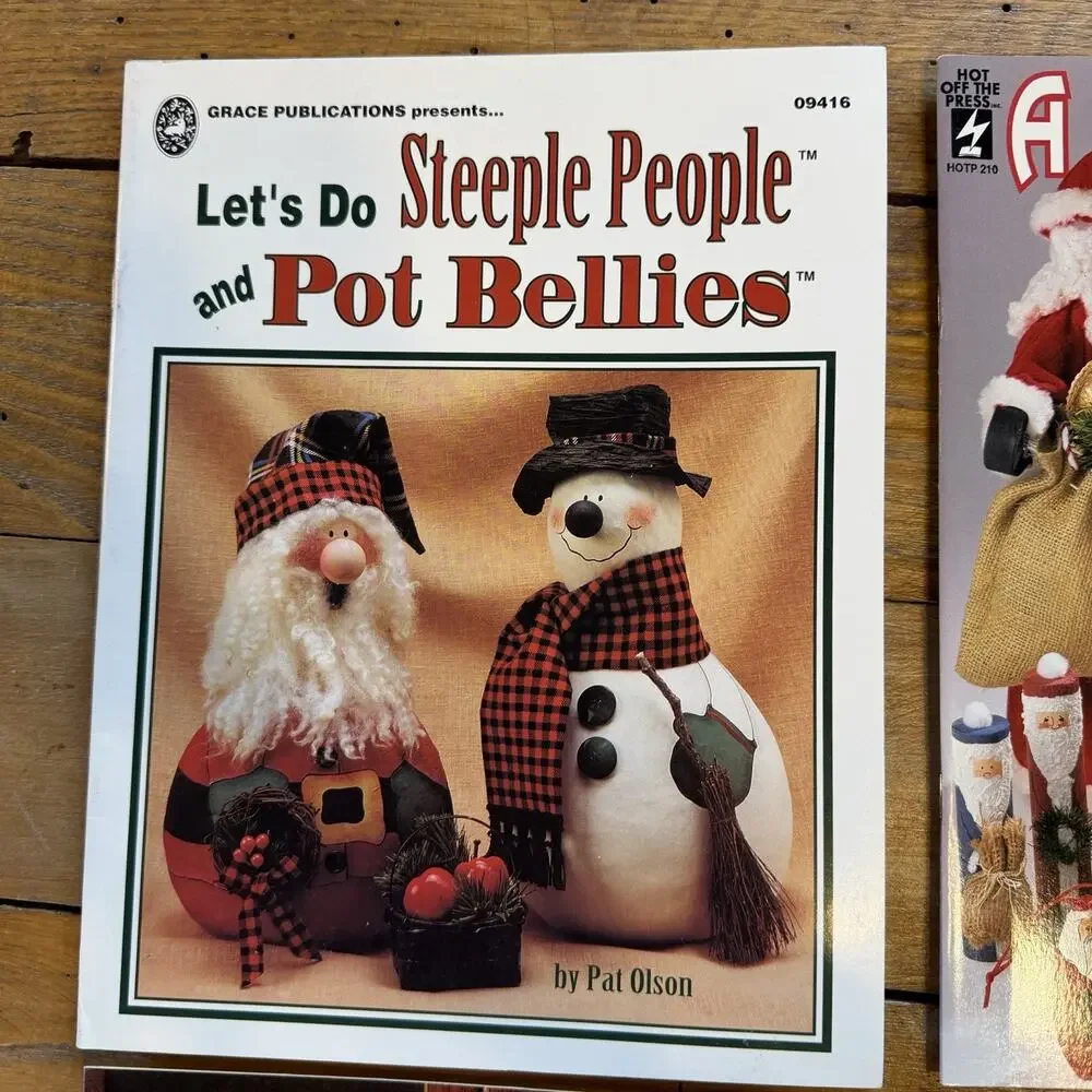 Vintage Craft Pattern Lot Santa Sewing Crochet Pot Holders Banner Flags 4pc